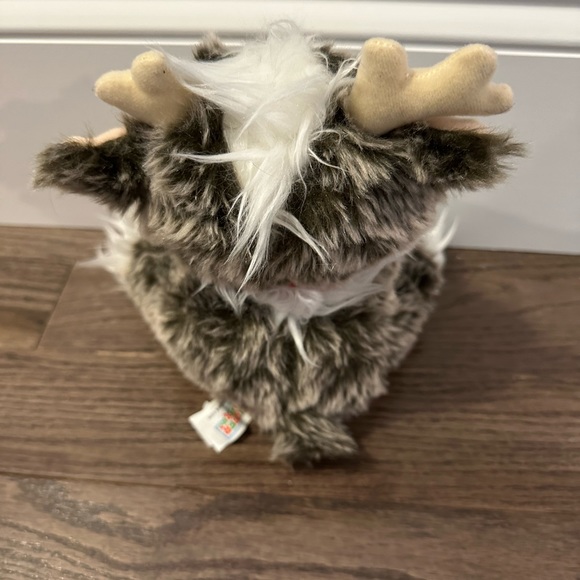 TRADITION REINDEER IN HERE A CHRISTMAS FRIEND SENT FROM SANTA PLUSH FIGURE - Picture 4 of 5